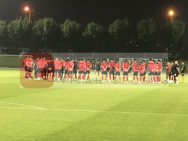 世界杯直播app下载安装-国足倒数第二练以定位球为主 阿兰伤无碍恢复训练